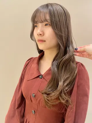 ロング カラー ベージュ/アレンジ /横浜/杉本千夏のヘアスタイル