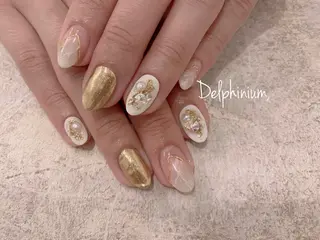 ネイル 岡本 友恵のネイルデザイン