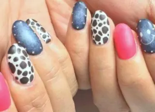 ネイル ゲン レイカのネイルデザイン