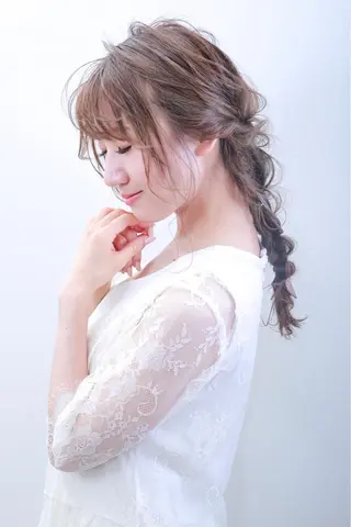 ロング カラー ヘアアレンジ 伊藤 裕貴のヘアスタイル