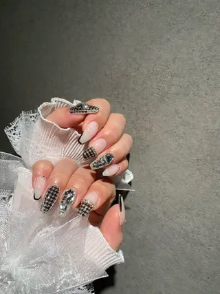 ネイル I-nailロング /ワンホン/キラキラのネイルデザイン