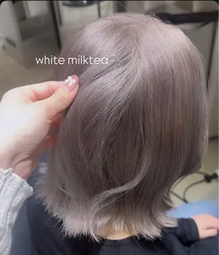 ミディアム ハイトーン/ミルク ティー🤍reinaのヘアスタイル