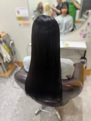 ロング カラー 🌸塩谷 桜🌸のヘアスタイル