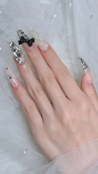 ネイル WAKANA ‎𖤐 ̖́-‬のネイルデザイン