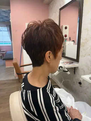 ショート 津村 慶のヘアスタイル