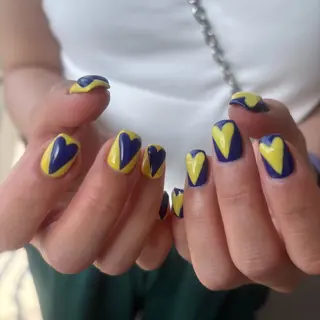 ネイル カメレオン京橋🌻 草葉由佳のネイルデザイン