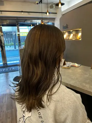 セミロング カラー ブリーチ／ヘアセット 🪞🌙minamiのヘアスタイル