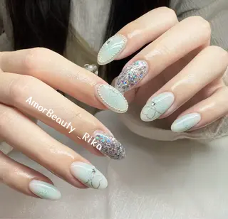 ネイル Kaka_ パラジェル、長さだしのネイルデザイン