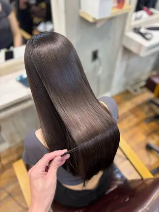 ロング カラー ヘアアレンジ 韓国レイヤー ハッシュ🤍渋谷のヘアスタイル