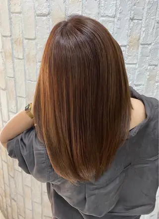 セミロング Juri ジュリのヘアスタイル