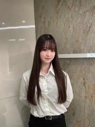 ロング カラー 大谷 百音のヘアスタイル