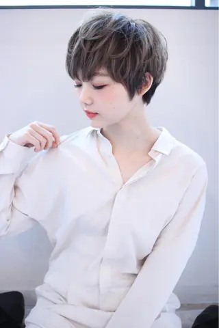 ショート 縮毛矯正/ショート/ レイヤー/畑中正敏のヘアスタイル