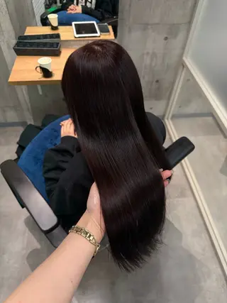 ロング ayano /レイヤー/艶カラーのヘアスタイル