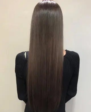 ロング カラー 唐澤 千尋のヘアスタイル