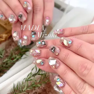 ネイル Nailsalon MADIA所属・石塚 みずきのネイルデザイン