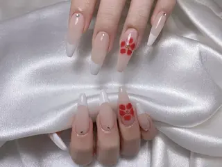 ネイル M2ネイルサロン【長さ出し&フィルイン導入店】所属・長さ出し専門店 RIRIのネイルデザイン