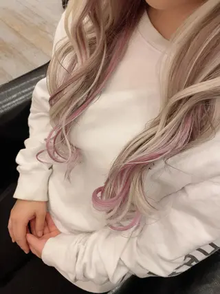 ロング カラー ケアブリーチ&シール エクステの店和田翔莉のヘアスタイル