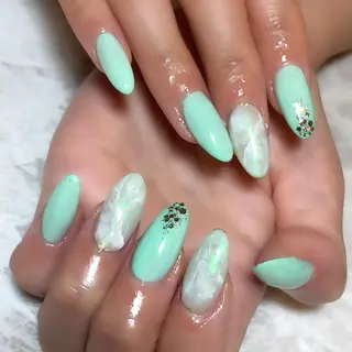 ネイル Private Nail Salon　EM所属・Nail salon EM（エム）千葉のネイルデザイン