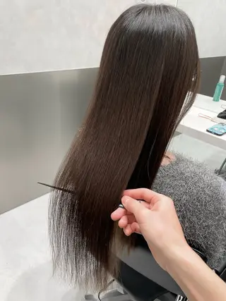 ロング 美髪職人あお🦕 髪質改善｜原宿のヘアスタイル