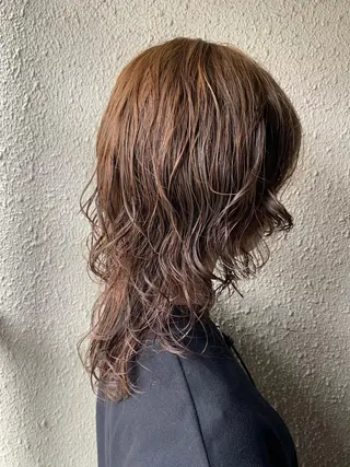 セミロング パーマ サダハルカ ｜chouetteのヘアスタイル