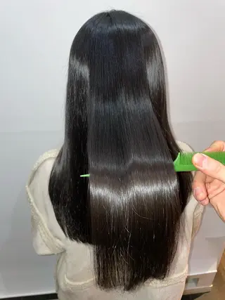 ミディアム カラー パーマ ヘアアレンジ メンズ キッズ ネイル マツエク・マツパ アイブロウ 高山🐬髪質改善 池袋で縮毛矯正のヘアスタイル