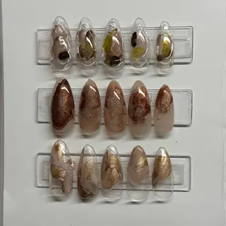 ネイル 𝐫𝐚𝐢 𝐧𝐚𝐢𝐥の眉毛・アイブロウイメージ