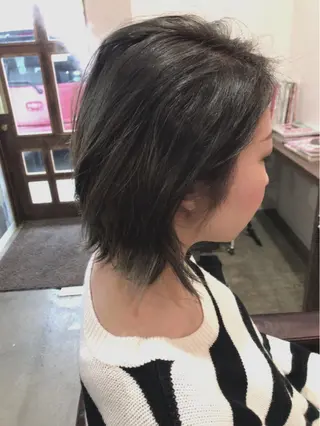 ショート カラー レイヤーカット匠 イソザキノリユキのヘアスタイル