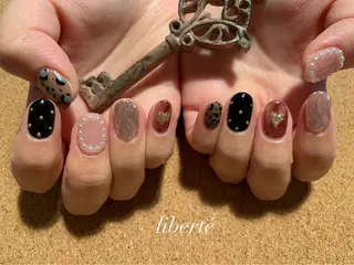 ネイル liberté (リベルテ)のネイルデザイン