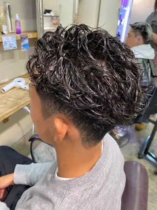 パーマ メンズ パーマ特化/フェザー パーマシャドウ/真生のヘアスタイル