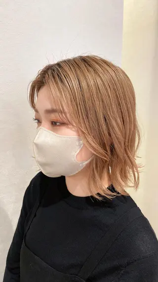ミディアム 横田 まおのヘアスタイル