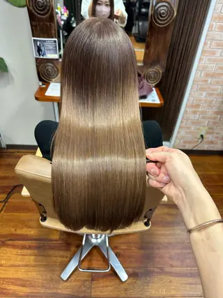 ロング HERSHE by apollo所属・✨美髪矯正&ショート の小林✨のヘアスタイル