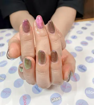 ネイル iiloo aromaworksのネイルデザイン