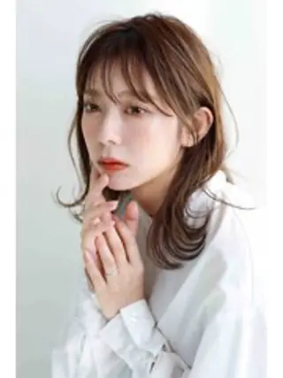 セミロング 原 里美のヘアスタイル