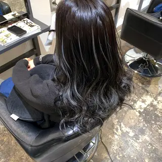 ロング カラー UMEDA FIGAROのヘアスタイル