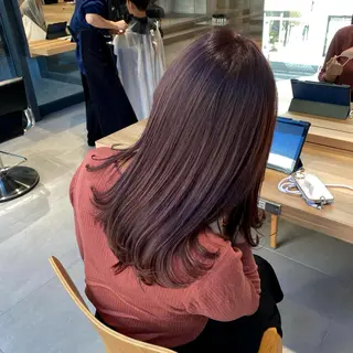 ロング カラー 朝倉 南のヘアスタイル