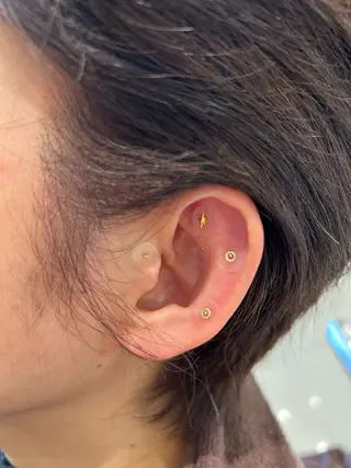 EARTH coiffure beaute 佐倉店所属・耳ツボジュエリー💎 エステのエステ・リラクイメージ