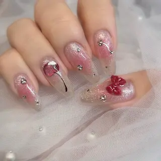 ネイル ROSE beauty salon所属・ROSEbeauty salon.Momoのネイルデザイン