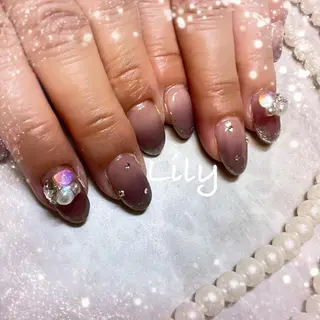 ネイル Nailsalon Lilyのネイルデザイン