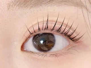 マツエク・マツパ eyelash nail salon Aulii所属・kanesaka .のマツエク・マツパデザイン