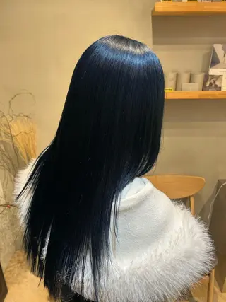 ロング カラー 艶ワンカラー /タイガ🐯のヘアスタイル