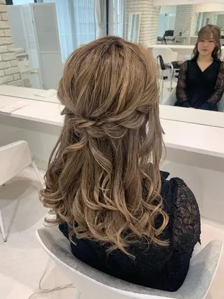 ミディアム Dityca...tia所属・SHIRAHA MOMONAの眉毛・アイブロウイメージ