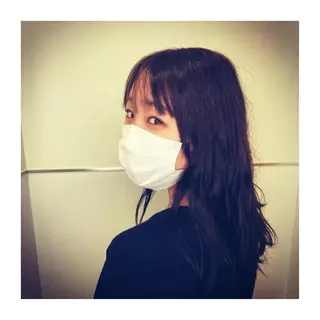 セミロング パーマ 髙橋 歩のヘアスタイル