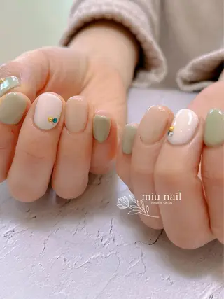 ネイル 杉本 孝美のネイルデザイン