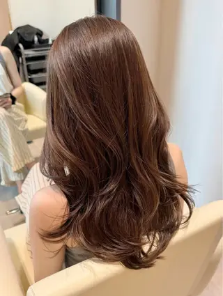 カラー yana /カラーモデルのヘアスタイル