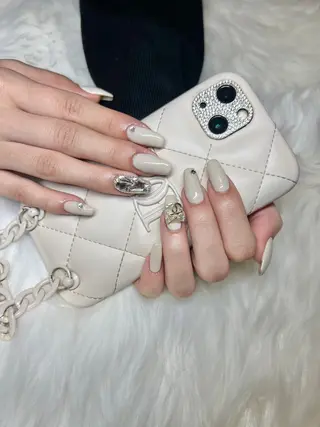 ネイル Pink Doll House　掛川店所属・ピンクドールハウス 掛川店のネイルデザイン