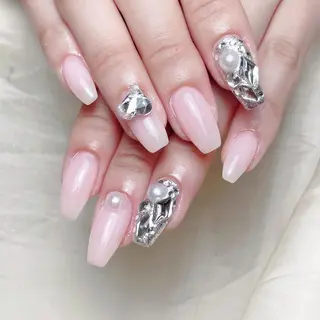 ネイル ❤️‍🔥長さだし専 門❤️‍🔥C&Bのネイルデザイン