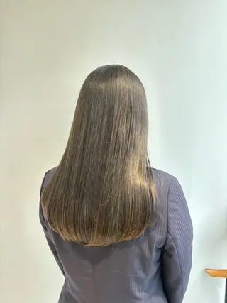 カラー 🫒🫒ブリーチなし 艶カラー🫒ヤマシロのヘアスタイル