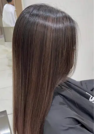 セミロング カラー teddy所属・レイヤーカット// メイのヘアスタイル