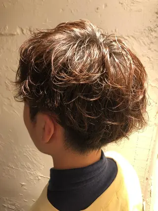 カラー パーマ メンズ インナーカラー🫶 オタク美容師 山本のヘアスタイル