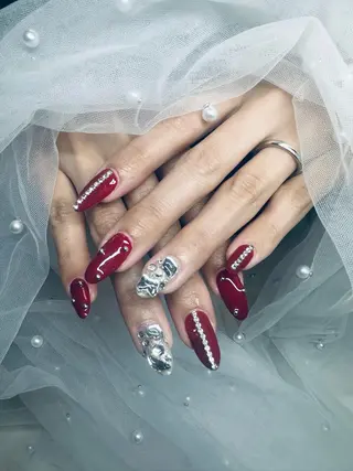 ネイル Moana所属・宮崎 美涼のネイルデザイン